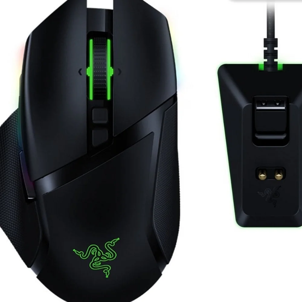 Razer Basilisk Ultimate Gaming Mouse With Charging Dock